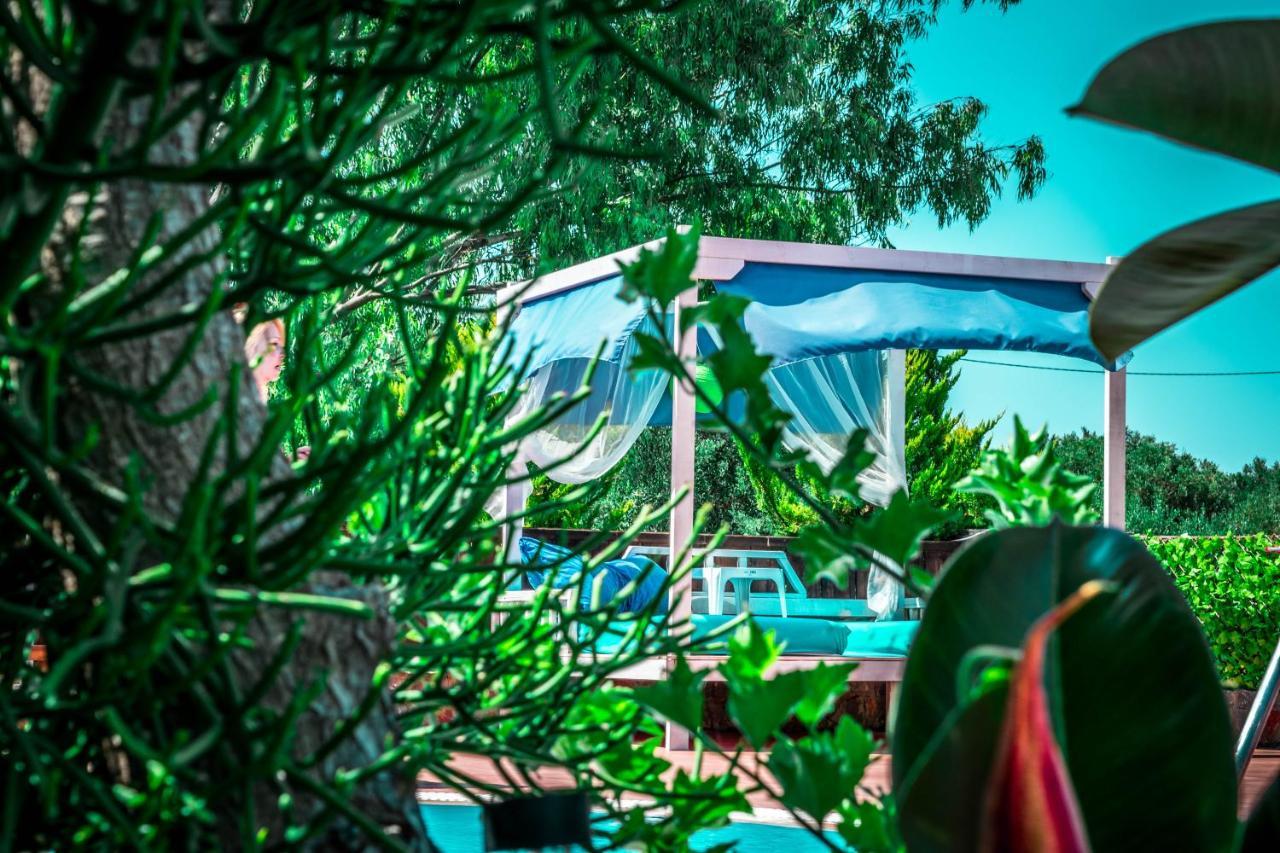 Niriides Villas Old Listing Херсонисос Екстериор снимка