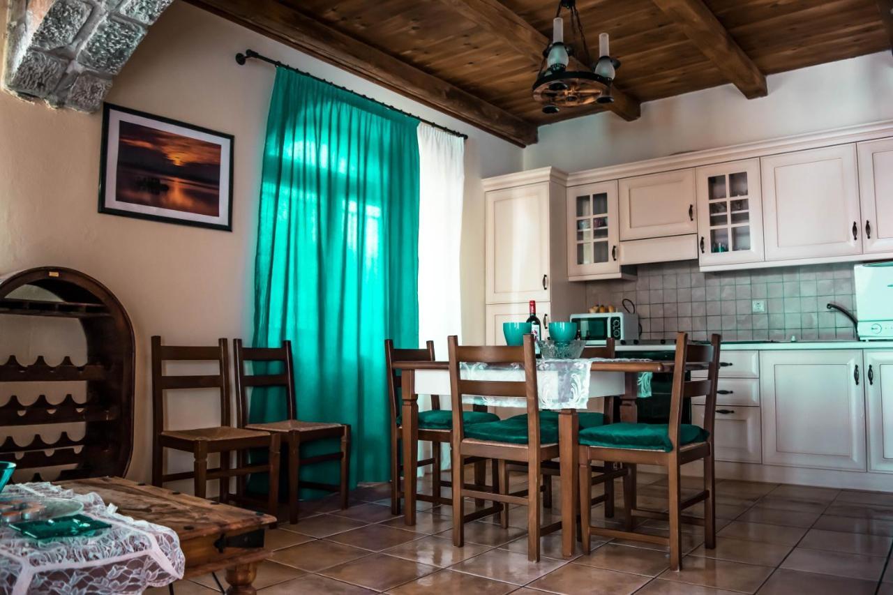 Niriides Villas Old Listing Херсонисос Екстериор снимка