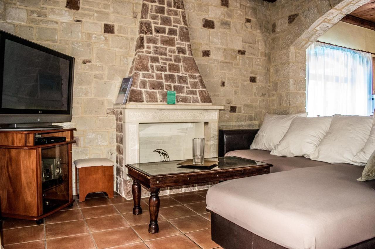 Niriides Villas Old Listing Херсонисос Екстериор снимка