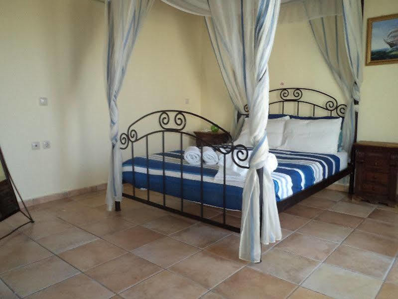 Niriides Villas Old Listing Херсонисос Екстериор снимка